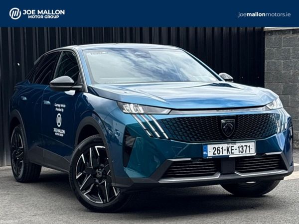 Peugeot 3008 MPV, Petrol, 2026, Blue