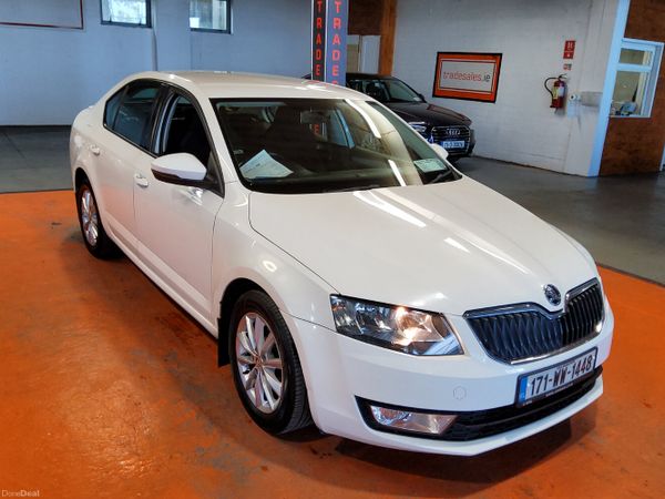 Skoda Octavia Saloon, Diesel, 2017, White