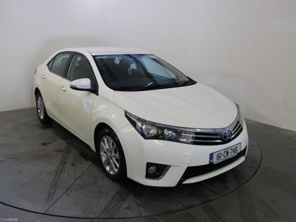 Toyota Corolla Saloon, Diesel, 2016, White