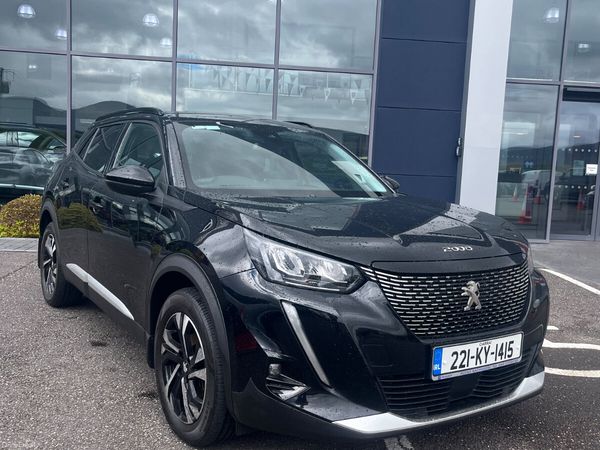 Peugeot 2008 MPV, Petrol, 2022, Black