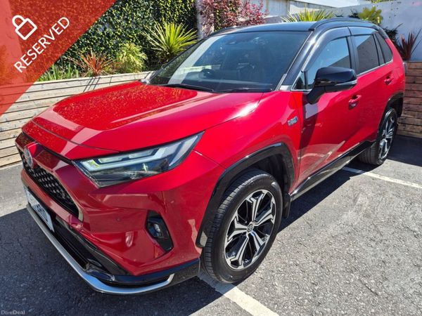 Toyota RAV4 SUV, Petrol Hybrid, 2022, Red