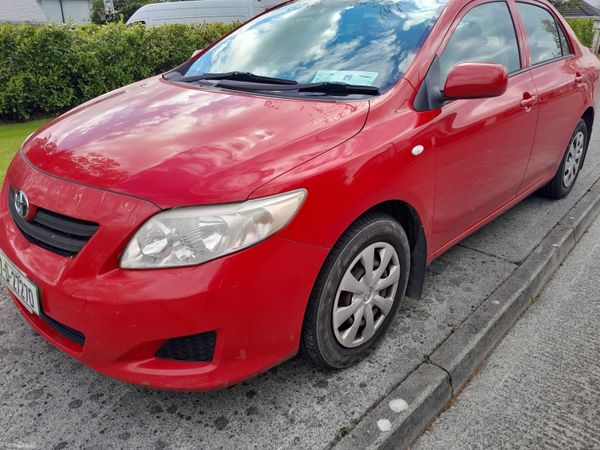 Toyota Corolla Saloon, Diesel, 2007, Red