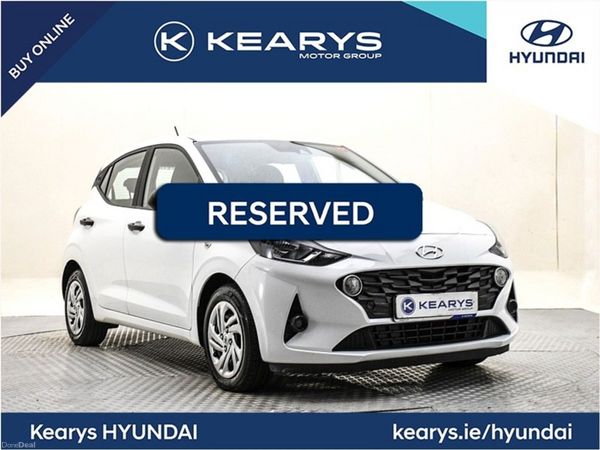 Hyundai i10 Hatchback, Petrol, 2021, White