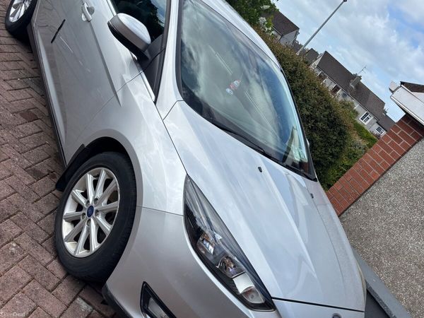 Ford Focus Hatchback, Diesel, 2017, Grey