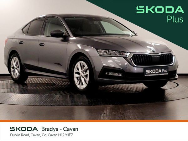 Skoda Octavia Saloon, Petrol, 2024, Grey