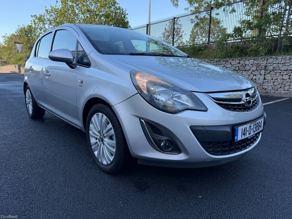 Opel Corsa Hatchback, Petrol, 2014, Silver