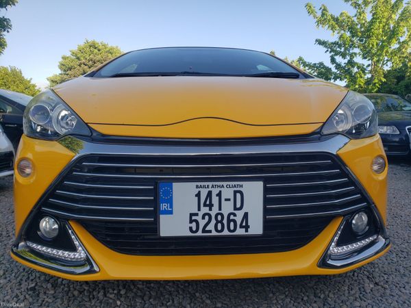 Toyota Aqua Hatchback, Petrol Hybrid, 2014, Yellow