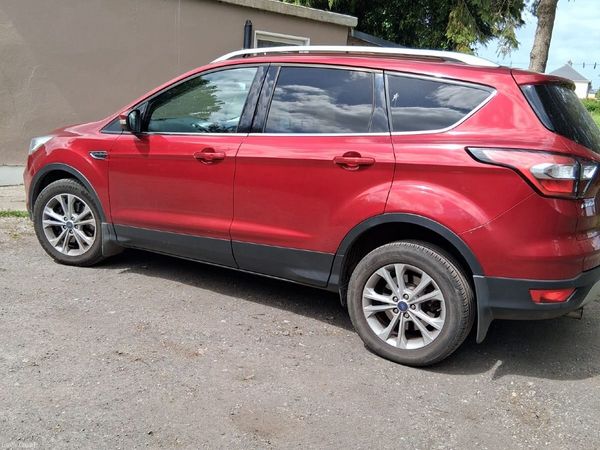Ford Kuga SUV, Diesel, 2018, Red