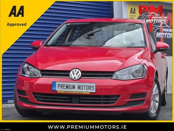 Volkswagen Golf Hatchback, Petrol, 2013, Red