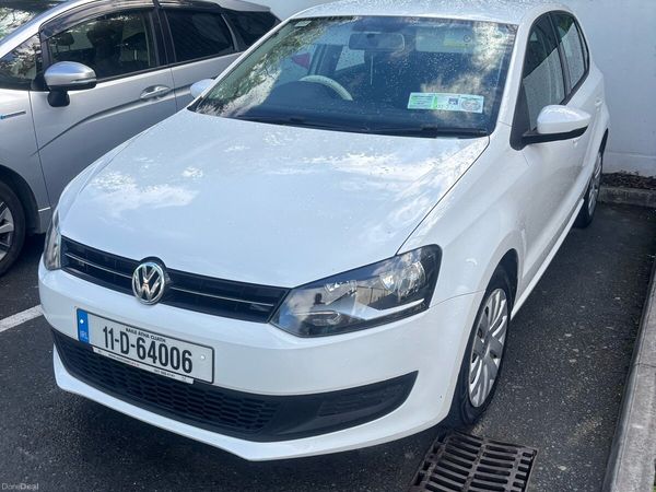 Volkswagen Polo Hatchback, Petrol, 2011, White