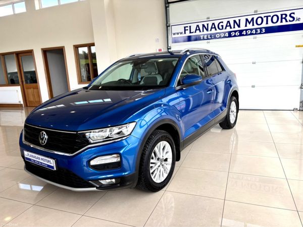 Volkswagen T-Roc Estate, Diesel, 2022, Blue