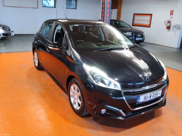 Peugeot 208 Hatchback, Diesel, 2016, Black
