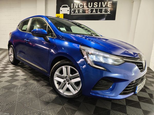 Renault Clio Hatchback, Petrol, 2022, Blue