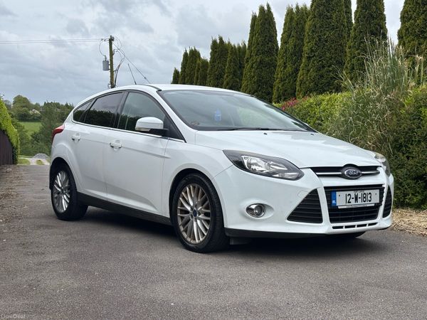 Ford Focus Hatchback, Petrol, 2012, White