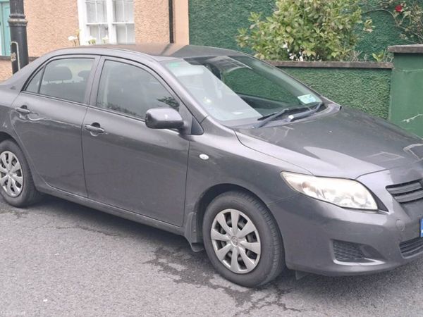 Toyota Corolla Saloon, Petrol, 2007, Grey