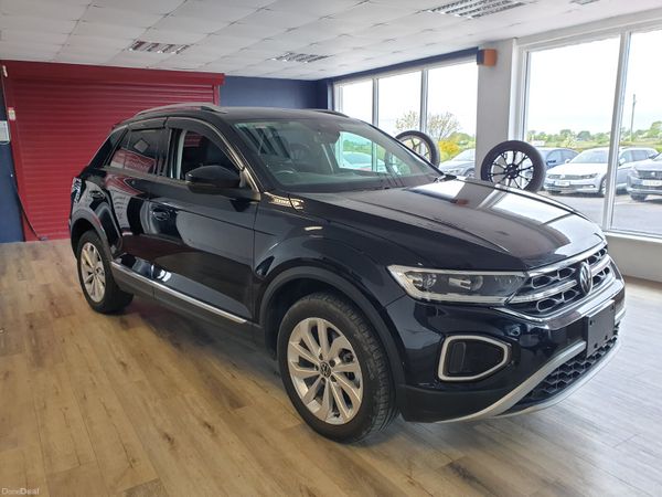 Volkswagen T-Roc SUV, Diesel, 2023, Black