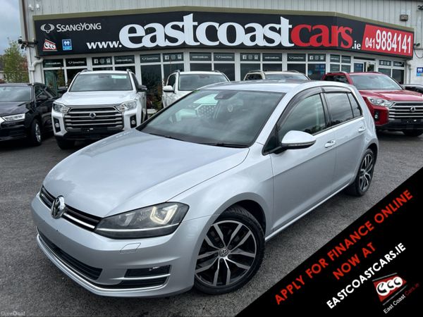 Volkswagen Golf Hatchback, Petrol, 2015, Silver