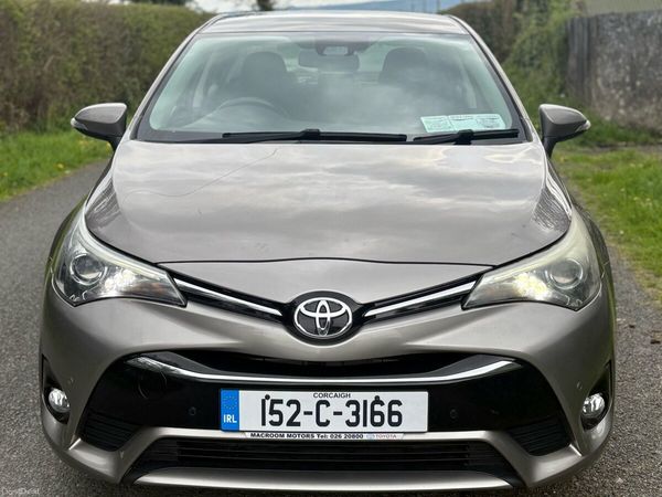 Toyota Avensis Saloon, Diesel, 2015, Bronze