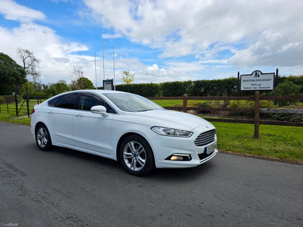 Ford Mondeo Hatchback, Diesel, 2017, White