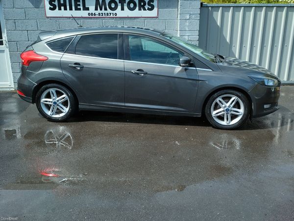 Ford Focus Hatchback, Diesel, 2017, Grey