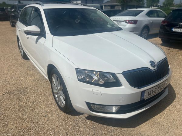 Skoda Octavia Estate, Diesel, 2014, White