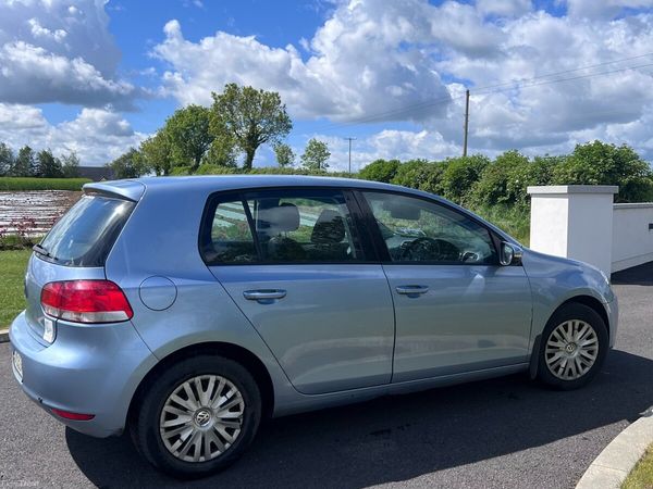 Volkswagen Golf Hatchback, Petrol, 2011, Blue