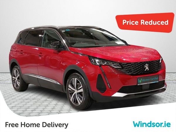 Peugeot 5008 MPV, Petrol, 2023, Red