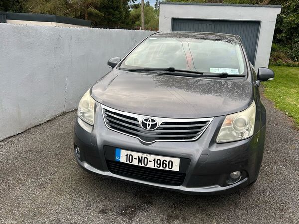 Toyota Avensis Saloon, Diesel, 2010, Grey