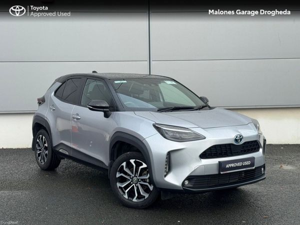 Toyota Yaris Cross Hatchback, Petrol Hybrid, 2024, Silver