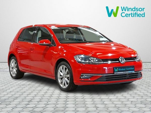Volkswagen Golf Hatchback, Petrol, 2018, Red