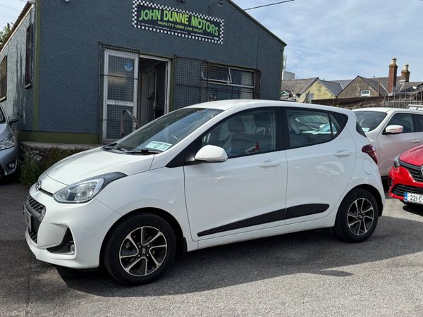 Hyundai i10 Hatchback, Petrol, 2018, White