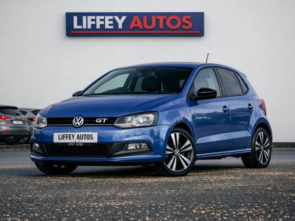 Volkswagen Polo Hatchback, Petrol, 2015, Blue