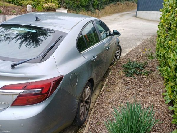 Opel Insignia Hatchback, Diesel, 2014, Silver