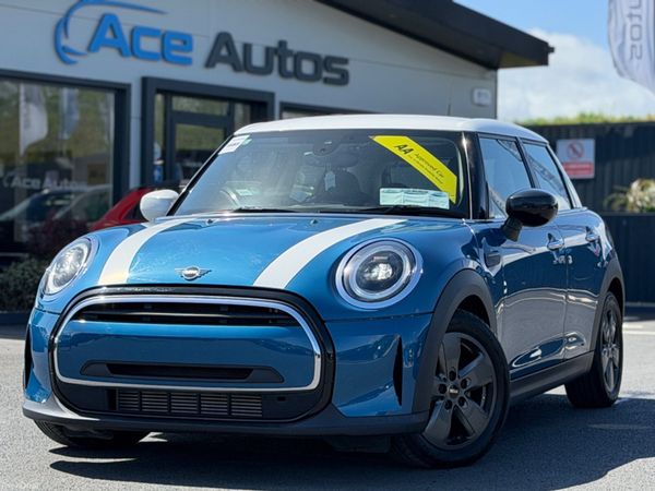 Mini Cooper Hatchback, Diesel, 2021, Blue