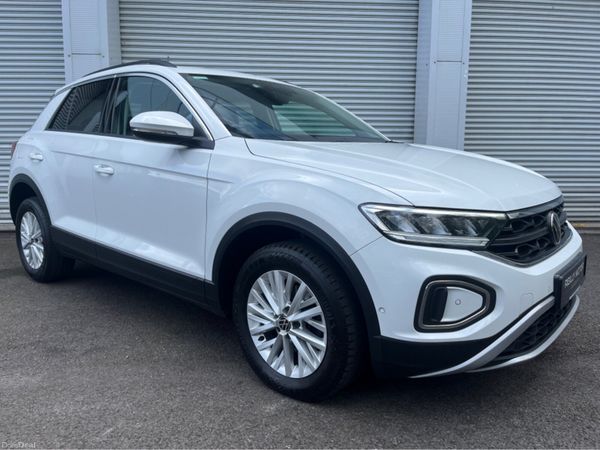 Volkswagen T-Roc SUV, Diesel, 2023, White