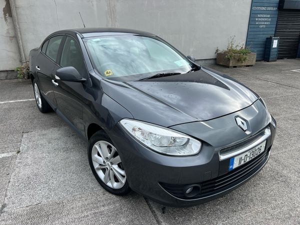 Renault Fluence Saloon, Diesel, 2011, Grey