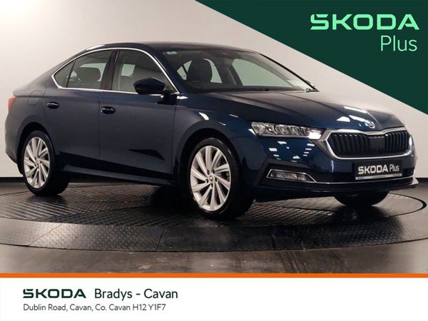 Skoda Octavia Hatchback, Diesel, 2023, Blue