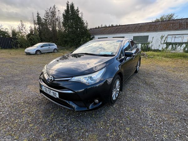 Toyota Avensis Saloon, Diesel, 2015, Grey