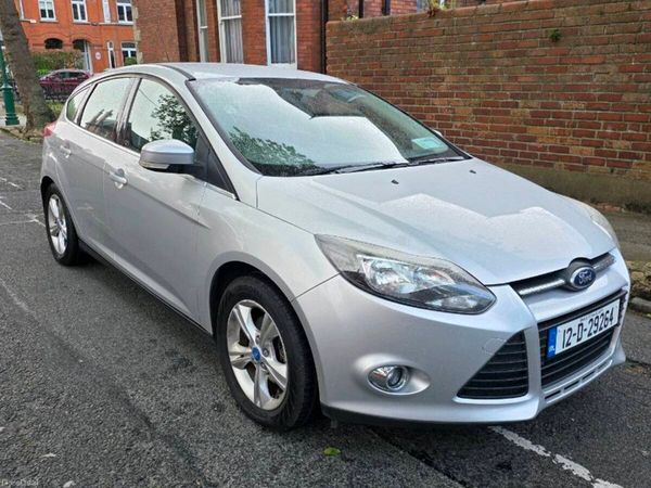 Ford Focus Hatchback, Diesel, 2012, Silver