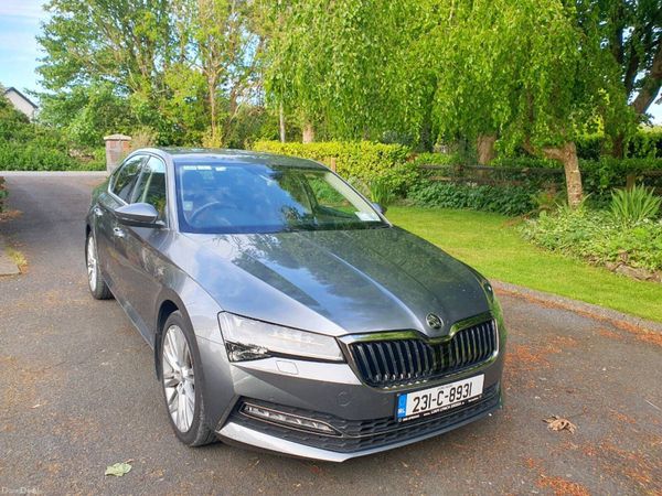 Skoda Superb Saloon, Petrol, 2023, Grey