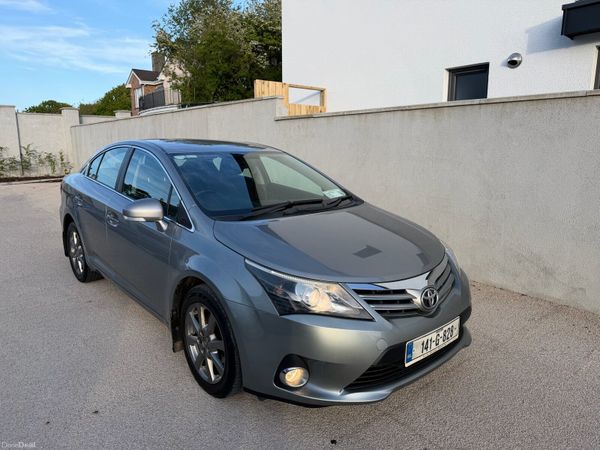 Toyota Avensis Saloon, Diesel, 2014, Grey