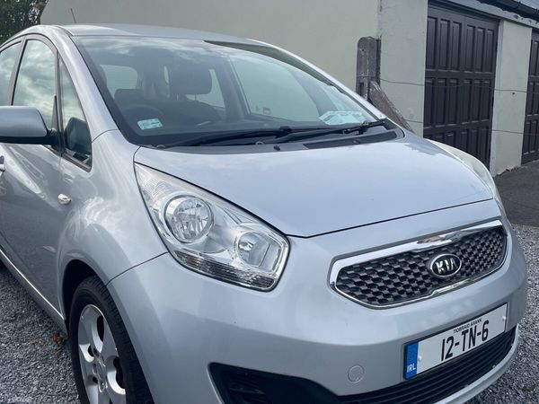 Kia Venga MPV, Diesel, 2012, Silver