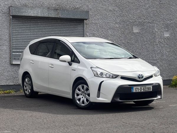 Toyota Prius Hatchback, Petrol Hybrid, 2017, White