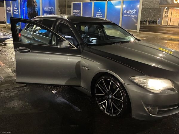 BMW 5-Series Estate, Diesel, 2013, Grey