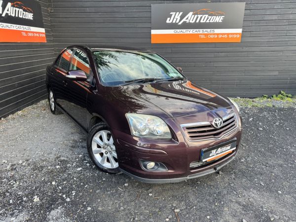 Toyota Avensis Saloon, Diesel, 2007, Red