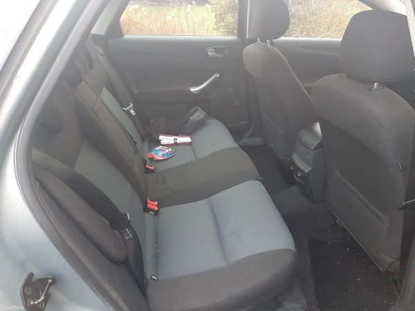Ford Mondeo Saloon, Petrol, 2008, Grey