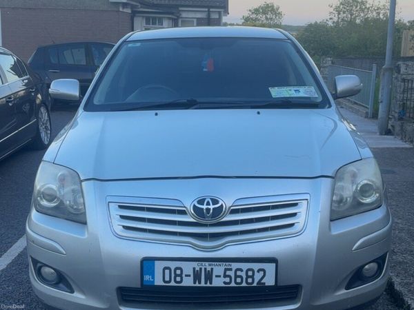 Toyota Avensis Hatchback, Diesel, 2008, Silver