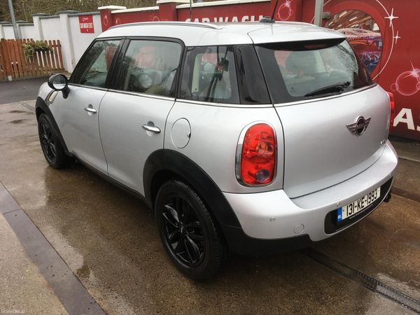 Mini One Estate/Jeep, Diesel, 2013, Silver
