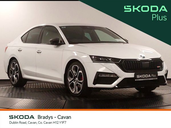 Skoda Octavia Hatchback, Diesel, 2024, White