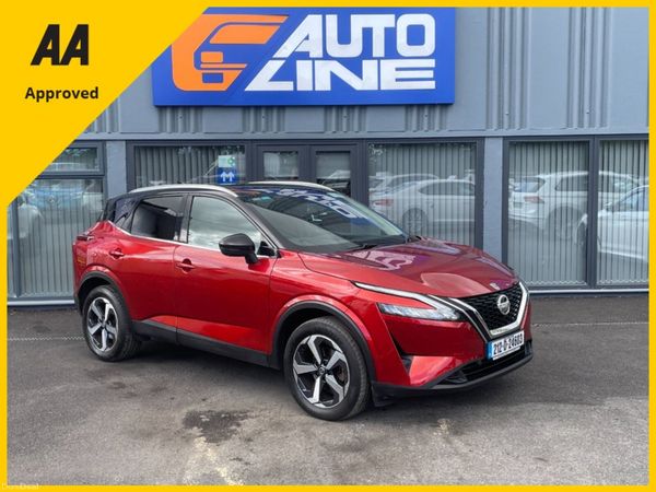 Nissan Qashqai MPV, Petrol, 2021, Red